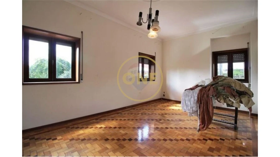 Moradia T6 para Venda em Ruivães e Novais Foto 5