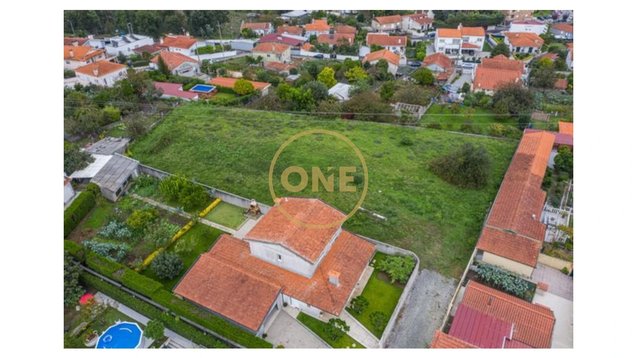 Terreno para Venda em Vermoim Foto 3