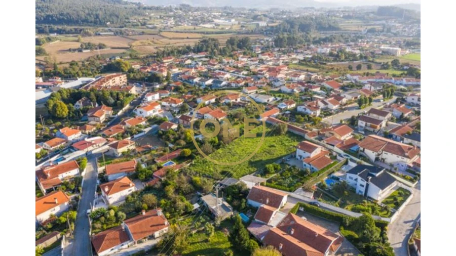 Terreno para Venda em Vermoim Foto 10