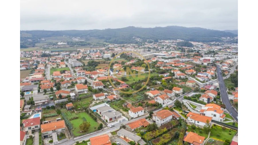 Terreno para Venda em Vermoim Foto 11