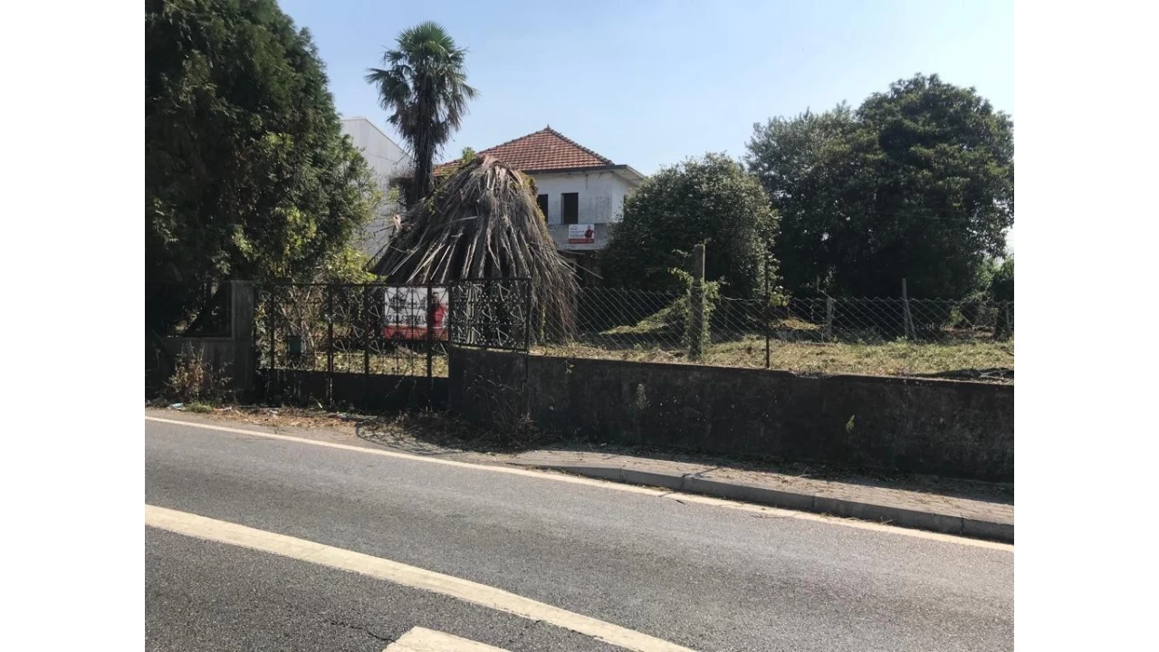 Moradia T3 para Venda em Areias, Sequeirô, Lama e Palmeira Foto 2