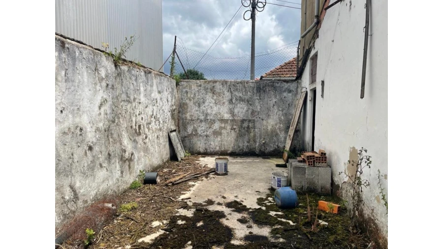 Moradia T3 para Venda em Areias, Sequeirô, Lama e Palmeira Foto 23