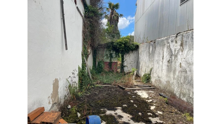 Moradia T3 para Venda em Areias, Sequeirô, Lama e Palmeira Foto 24