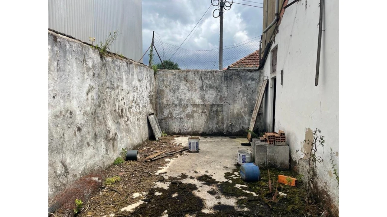 Moradia T3 para Venda em Areias, Sequeirô, Lama e Palmeira Foto 23