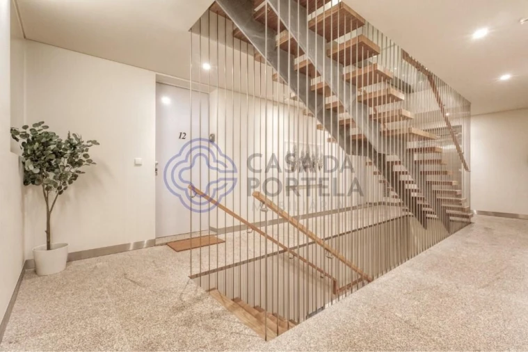 Apartamento T1 para Venda em Cedofeita, Santo Ildefonso, Sé, Miragaia, São Nicolau e Vitória Foto 2