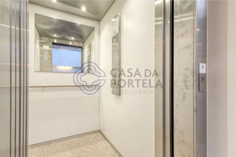 Apartamento T1 para Venda em Cedofeita, Santo Ildefonso, Sé, Miragaia, São Nicolau e Vitória Foto 23