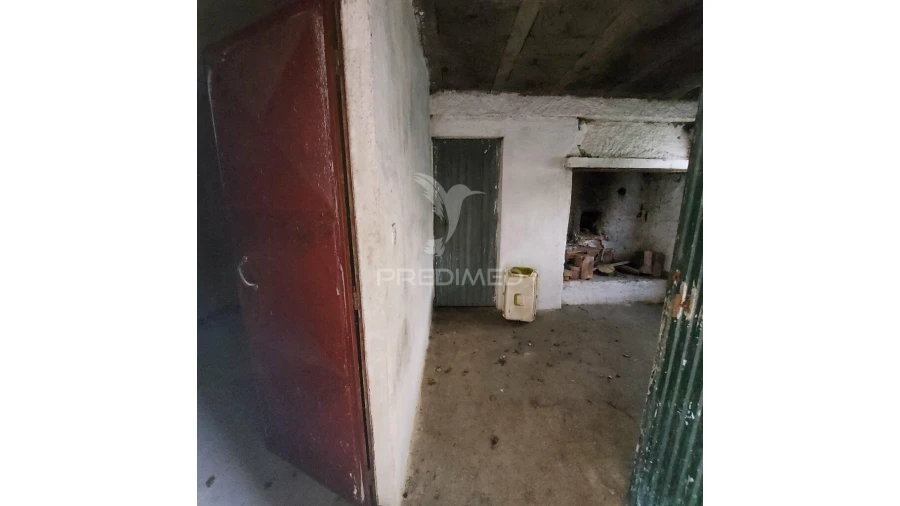 Moradia T3 para Venda em Arneiro das Milhariças Foto 19