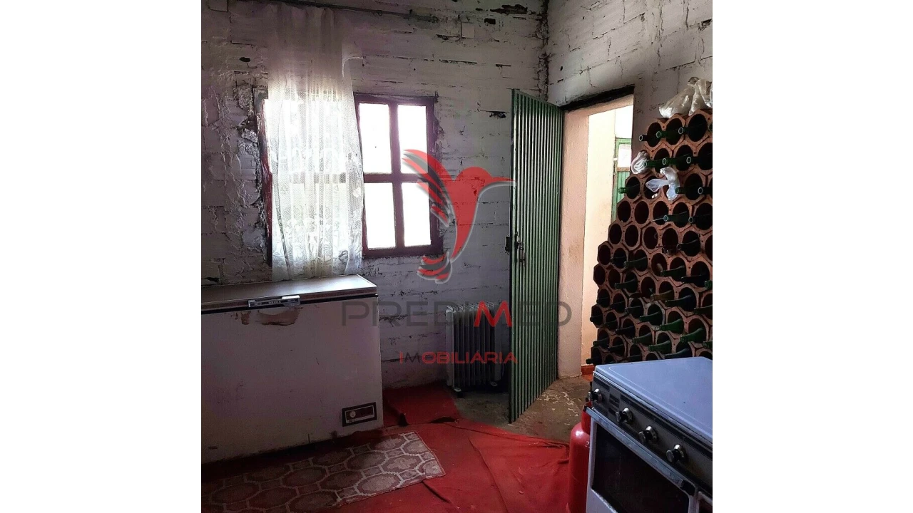 Moradia T3 para Venda em Arneiro das Milhariças Foto 17