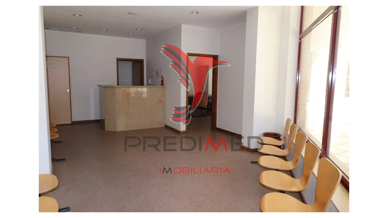 Loja para Venda em Mesão Frio Foto 7