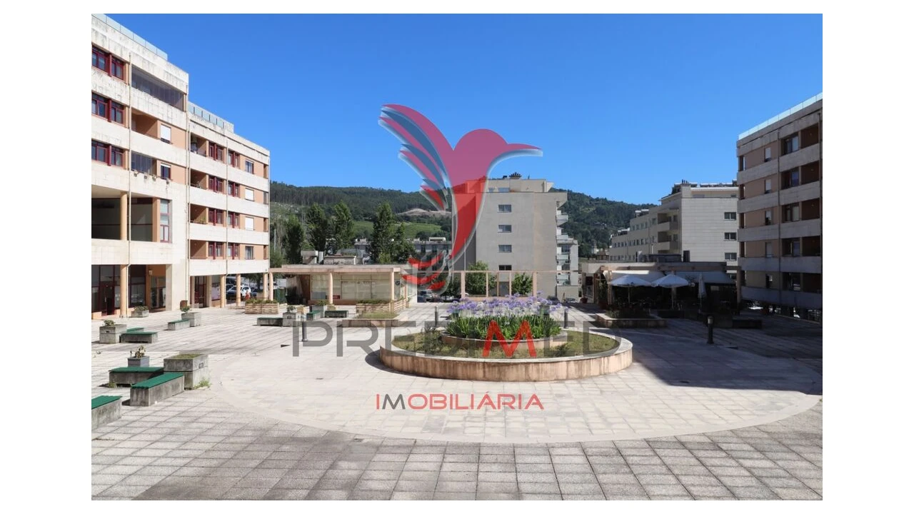 Loja para Venda em Mesão Frio Foto 3