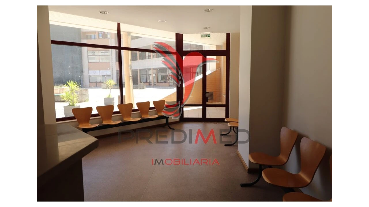 Loja para Venda em Mesão Frio Foto 9