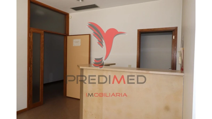 Loja para Venda em Mesão Frio Foto 11