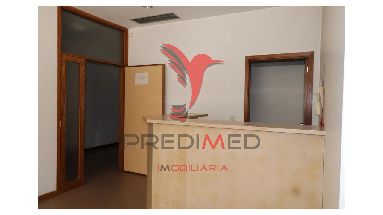 Loja para Venda em Mesão Frio Foto 11