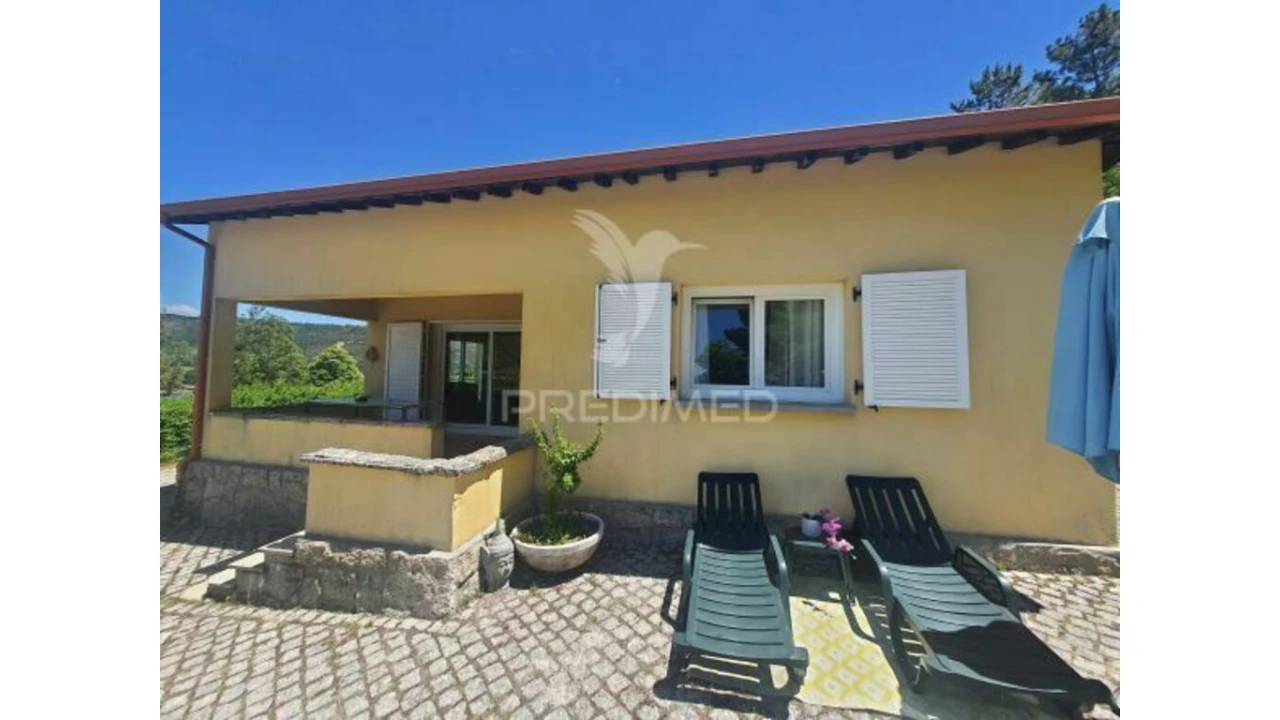 Moradia T3 para Venda em Venda Nova e Pondras Foto 3