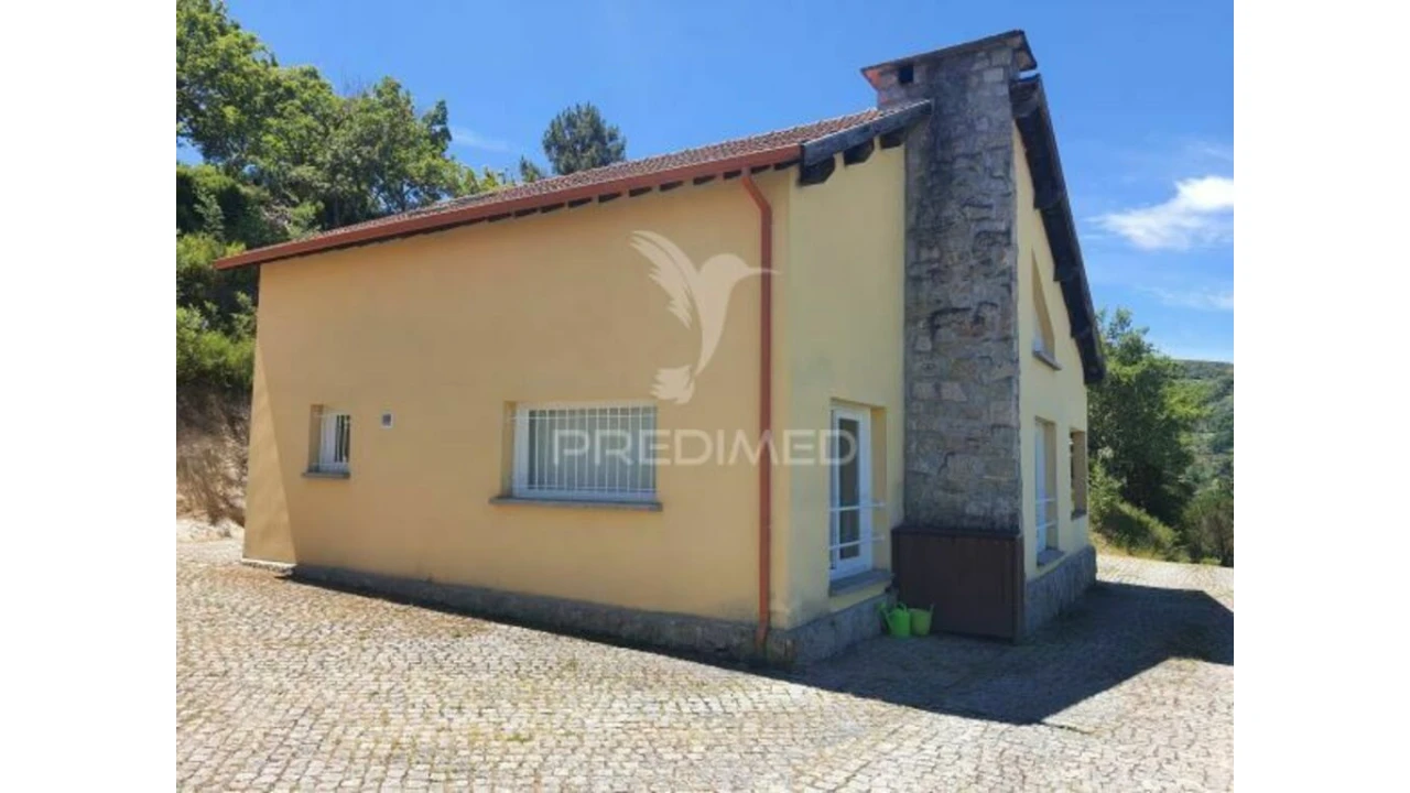 Moradia T3 para Venda em Venda Nova e Pondras Foto 2