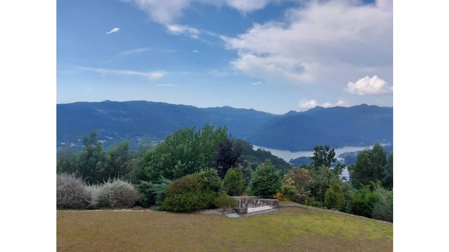 Moradia T3 para Venda em Ventosa e Cova Foto 22