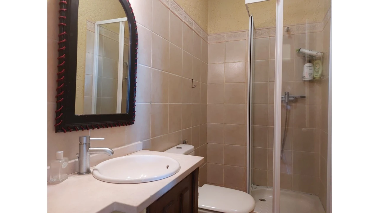 Moradia T3 para Venda em Ventosa e Cova Foto 11