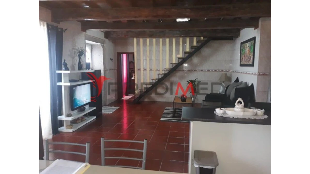 Moradia T4 para Venda em Agualva Foto 2