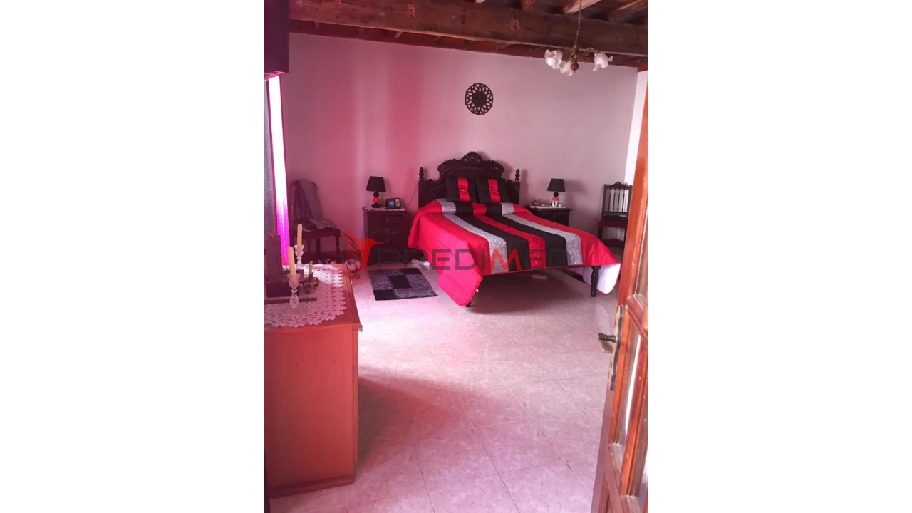 Moradia T4 para Venda em Agualva Foto 18