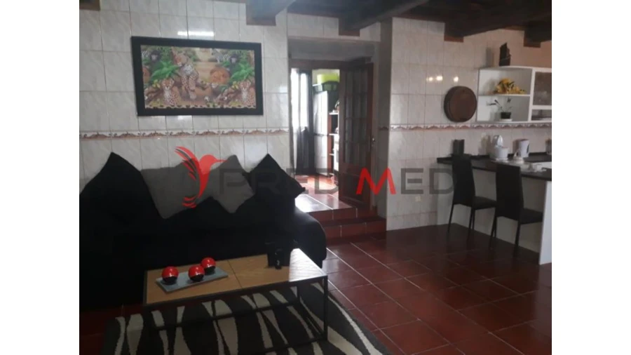 Moradia T4 para Venda em Agualva Foto 7