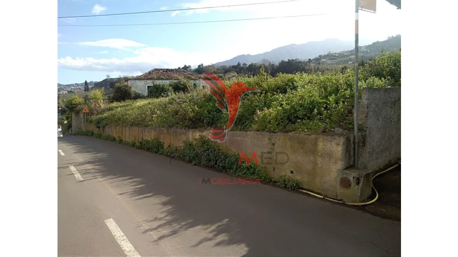 Moradia T6 para Venda em Arco de São Jorge Foto 6