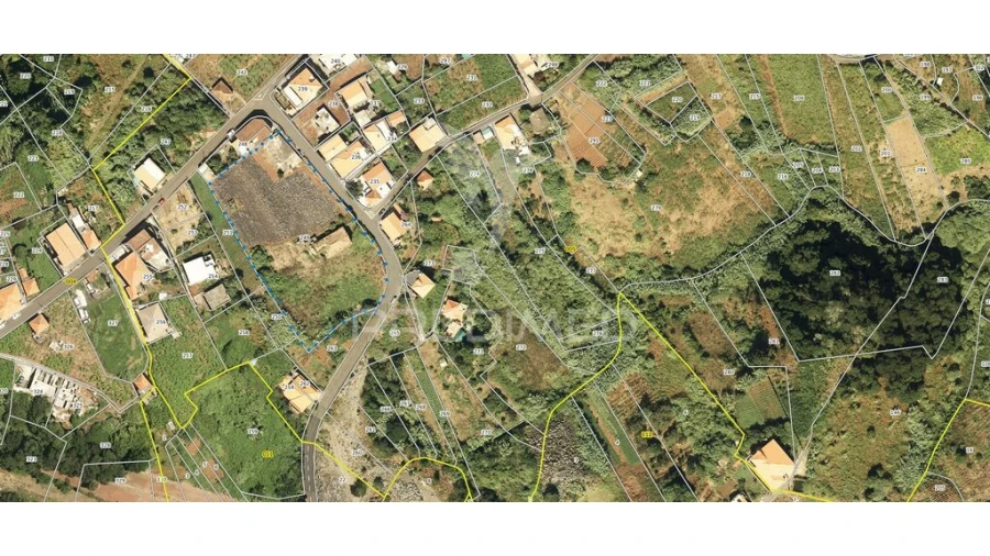 Moradia T6 para Venda em Arco de São Jorge Foto 11