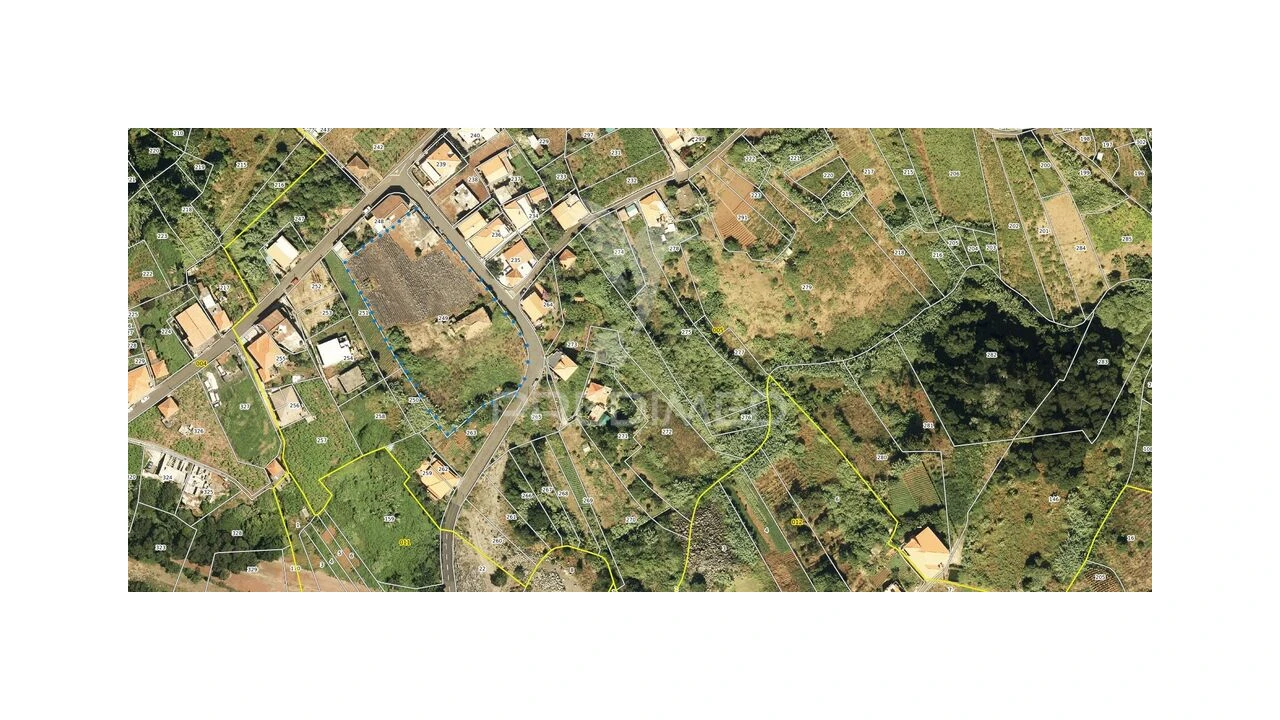 Moradia T6 para Venda em Arco de São Jorge Foto 11