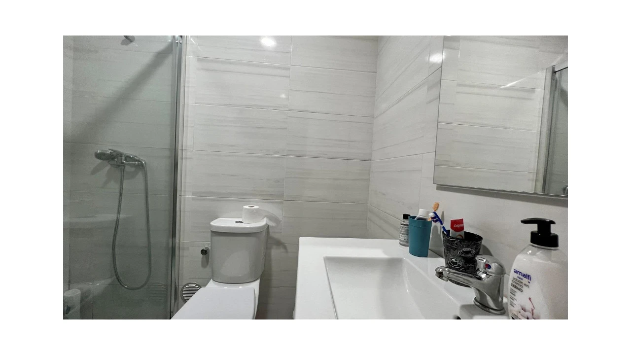 Apartamento T5 para Venda em Santo Antonio dos Olivais Foto 6