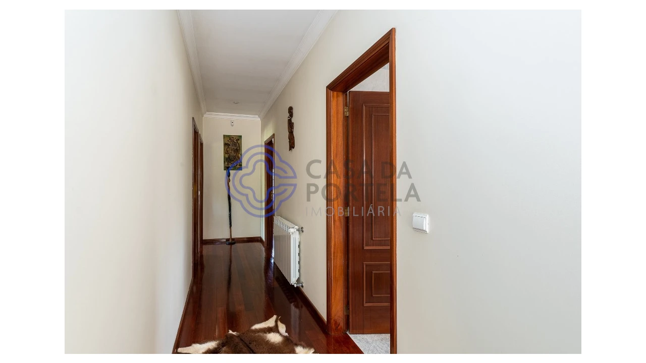 Moradia T4 para Venda em Sobrado e Bairros Foto 44