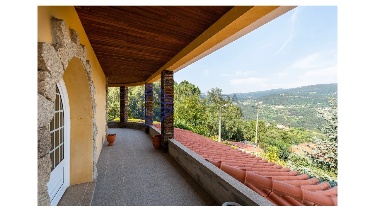 Moradia T4 para Venda em Sobrado e Bairros Foto 7