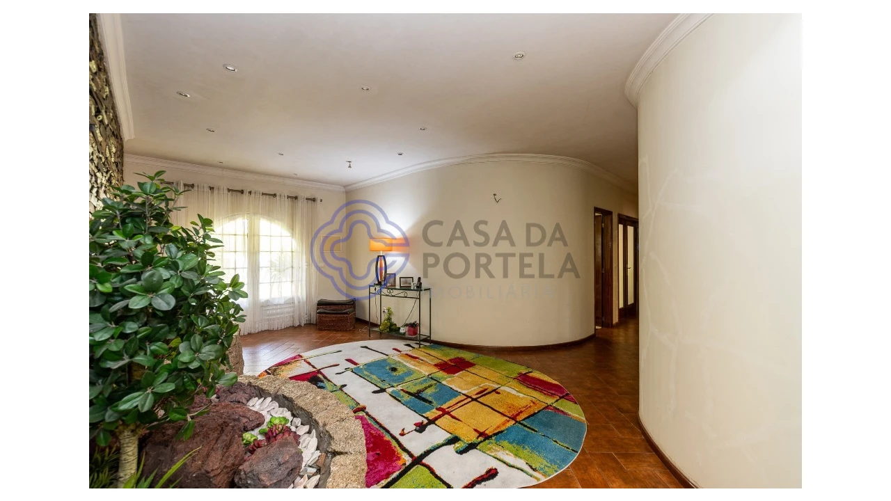 Moradia T4 para Venda em Sobrado e Bairros Foto 10