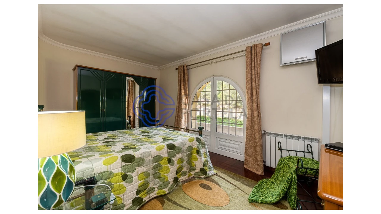 Moradia T4 para Venda em Sobrado e Bairros Foto 25