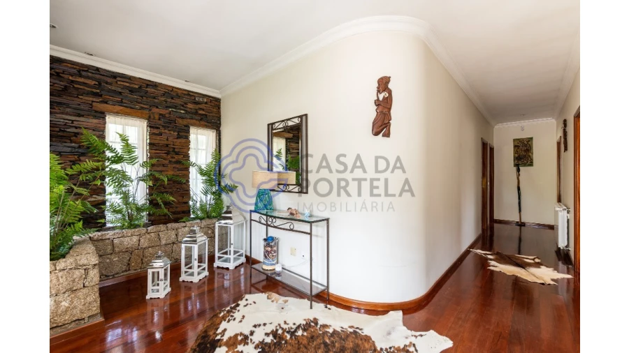 Moradia T4 para Venda em Sobrado e Bairros Foto 31