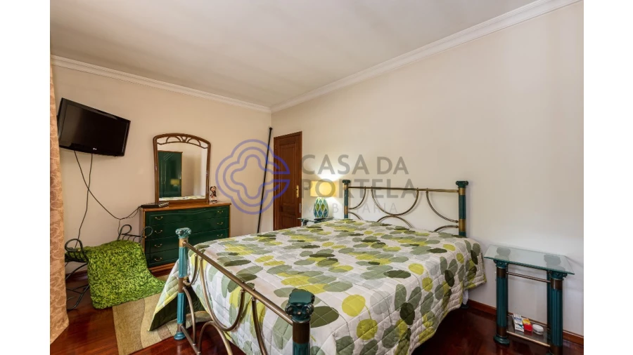 Moradia T4 para Venda em Sobrado e Bairros Foto 24