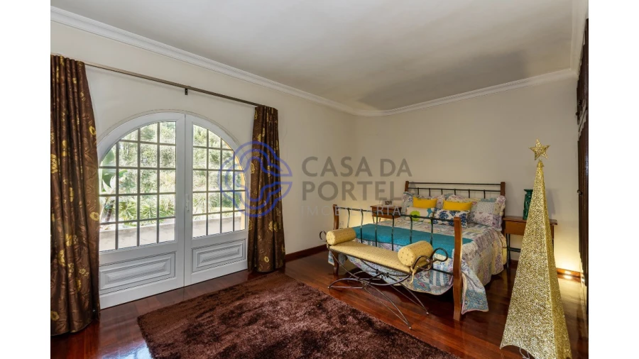 Moradia T4 para Venda em Sobrado e Bairros Foto 26