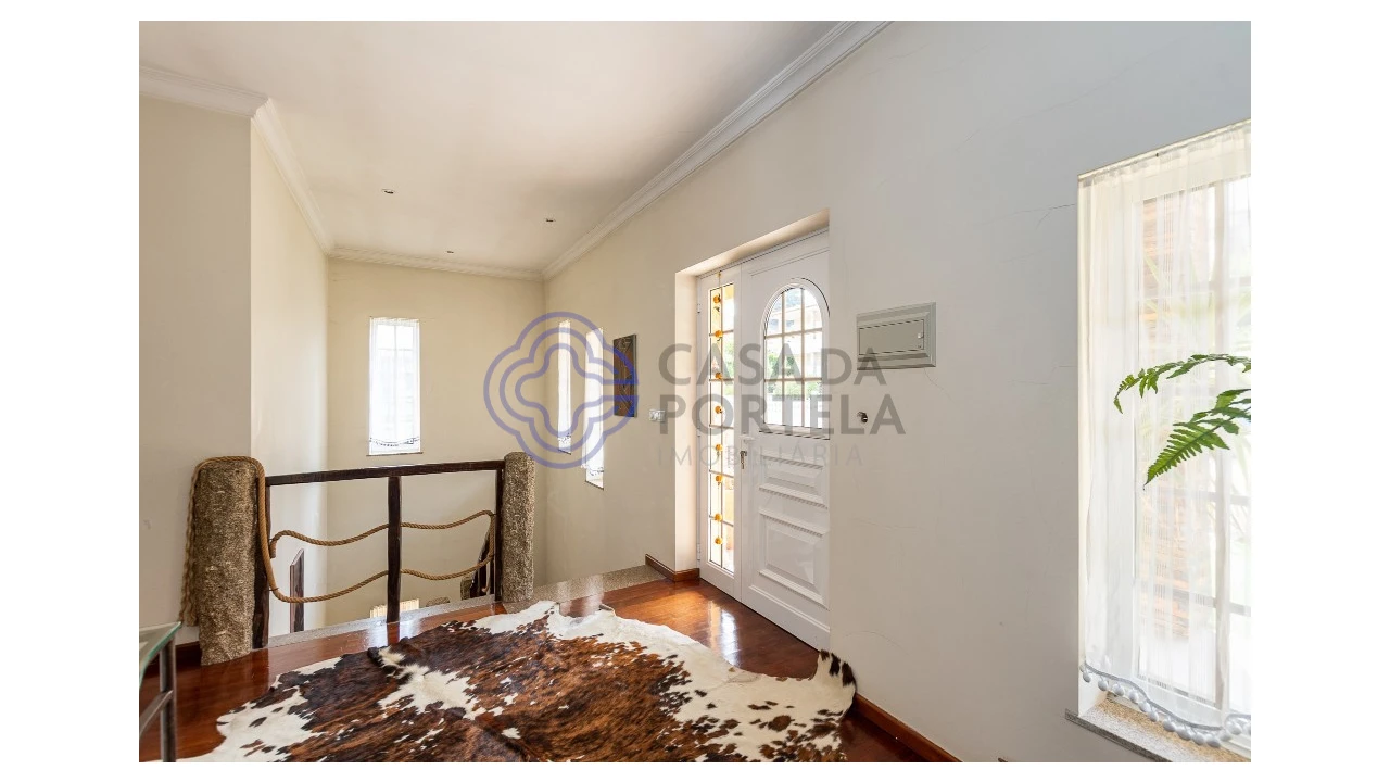 Moradia T4 para Venda em Sobrado e Bairros Foto 32