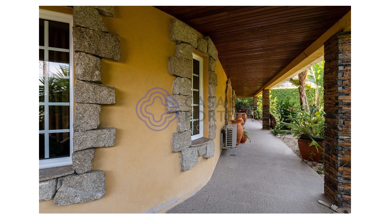 Moradia T4 para Venda em Sobrado e Bairros Foto 48