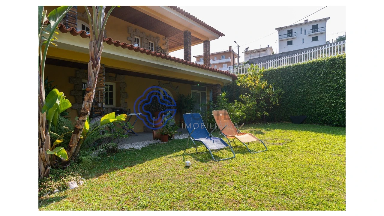 Moradia T4 para Venda em Sobrado e Bairros Foto 55