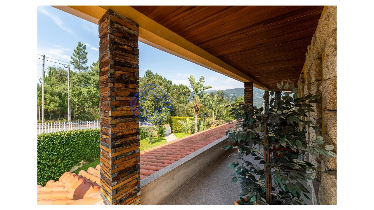 Moradia T4 para Venda em Sobrado e Bairros Foto 2