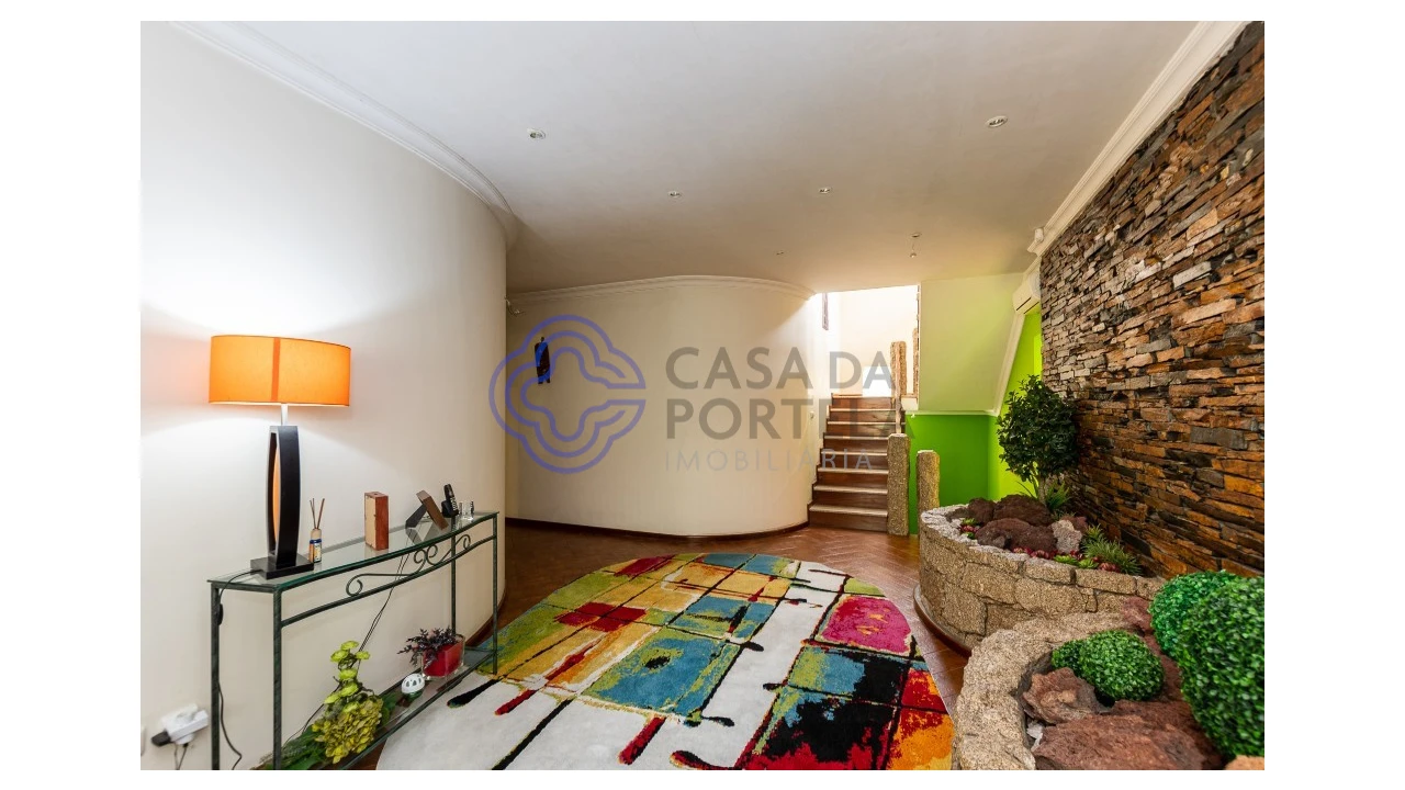 Moradia T4 para Venda em Sobrado e Bairros Foto 8