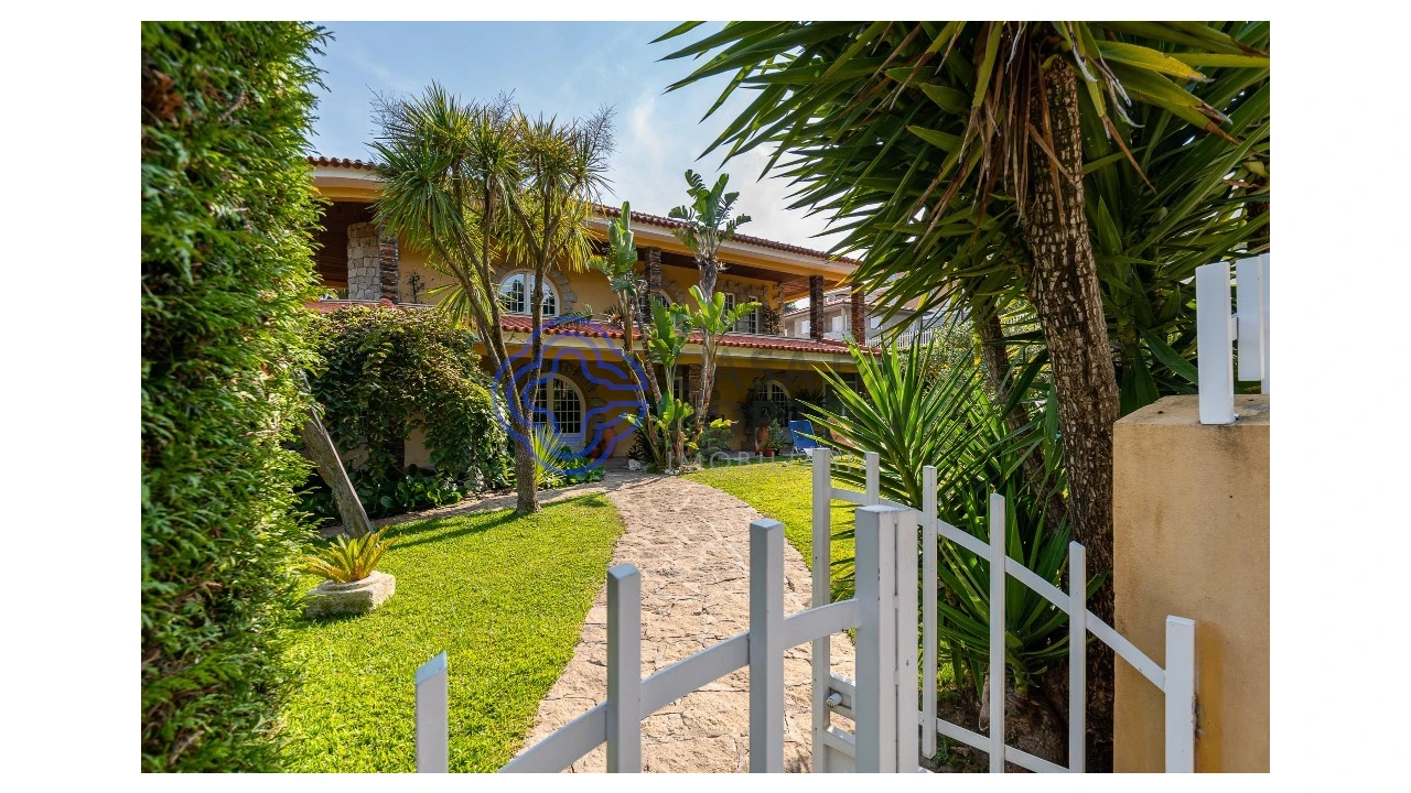 Moradia T4 para Venda em Sobrado e Bairros Foto 17