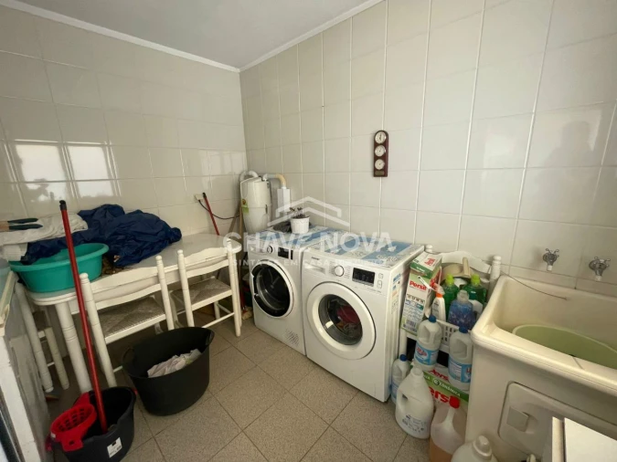 Moradia T4 para Venda em Arcozelo Foto 8