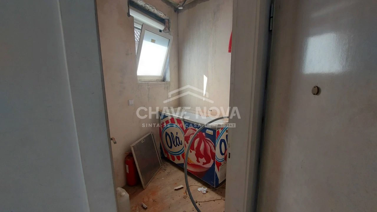 Moradia T3 para Venda em Vilar de Andorinho Foto 7