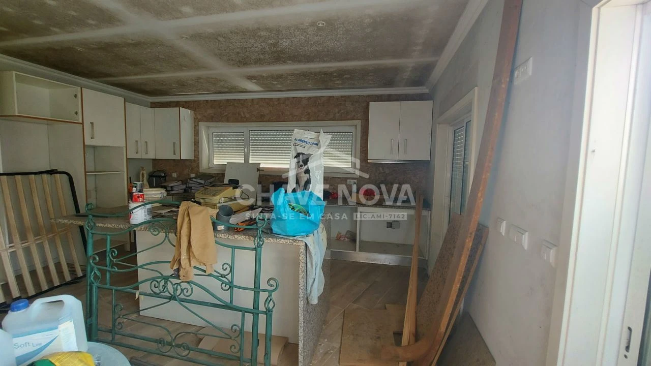 Moradia T3 para Venda em Vilar de Andorinho Foto 12