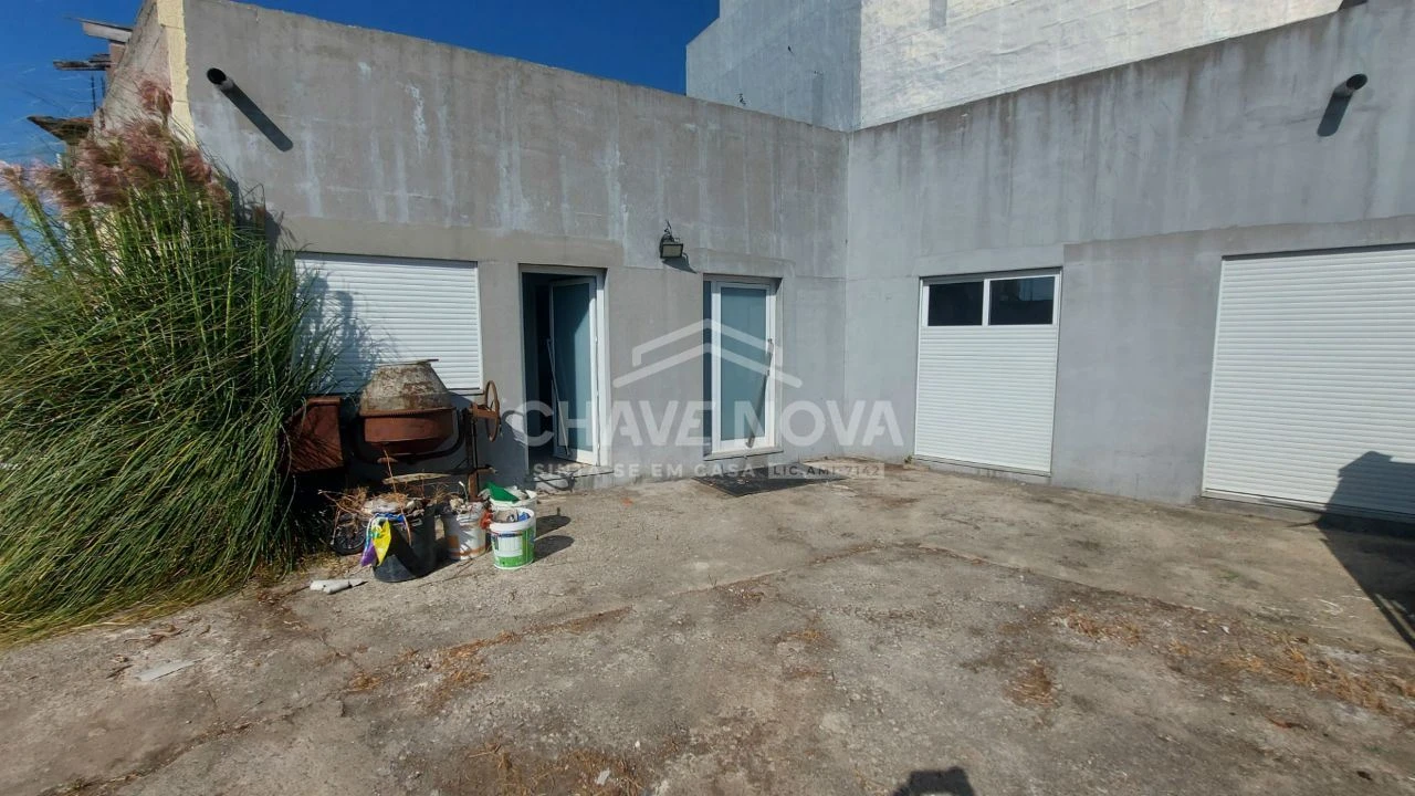 Moradia T3 para Venda em Vilar de Andorinho Foto 21