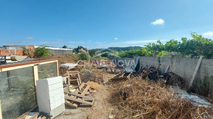 Moradia T3 para Venda em Vilar de Andorinho Foto 20