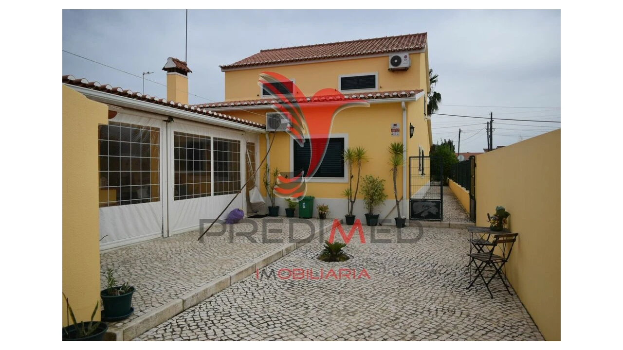 Moradia T4 para Venda em Salvaterra de Magos e Foros de Salvaterra Foto 4