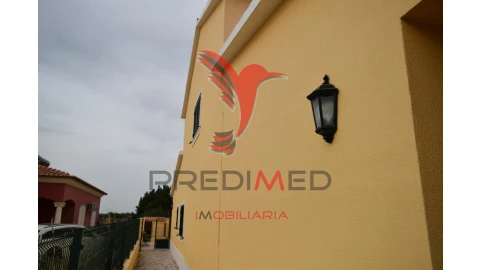 Moradia T4 para Venda em Salvaterra de Magos e Foros de Salvaterra