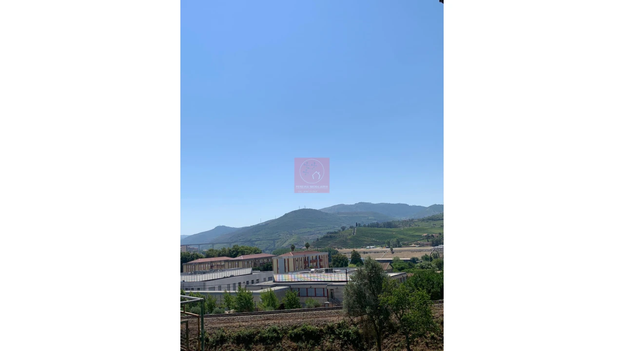 Moradia T5 para Venda em Peso da Régua e Godim Foto 29