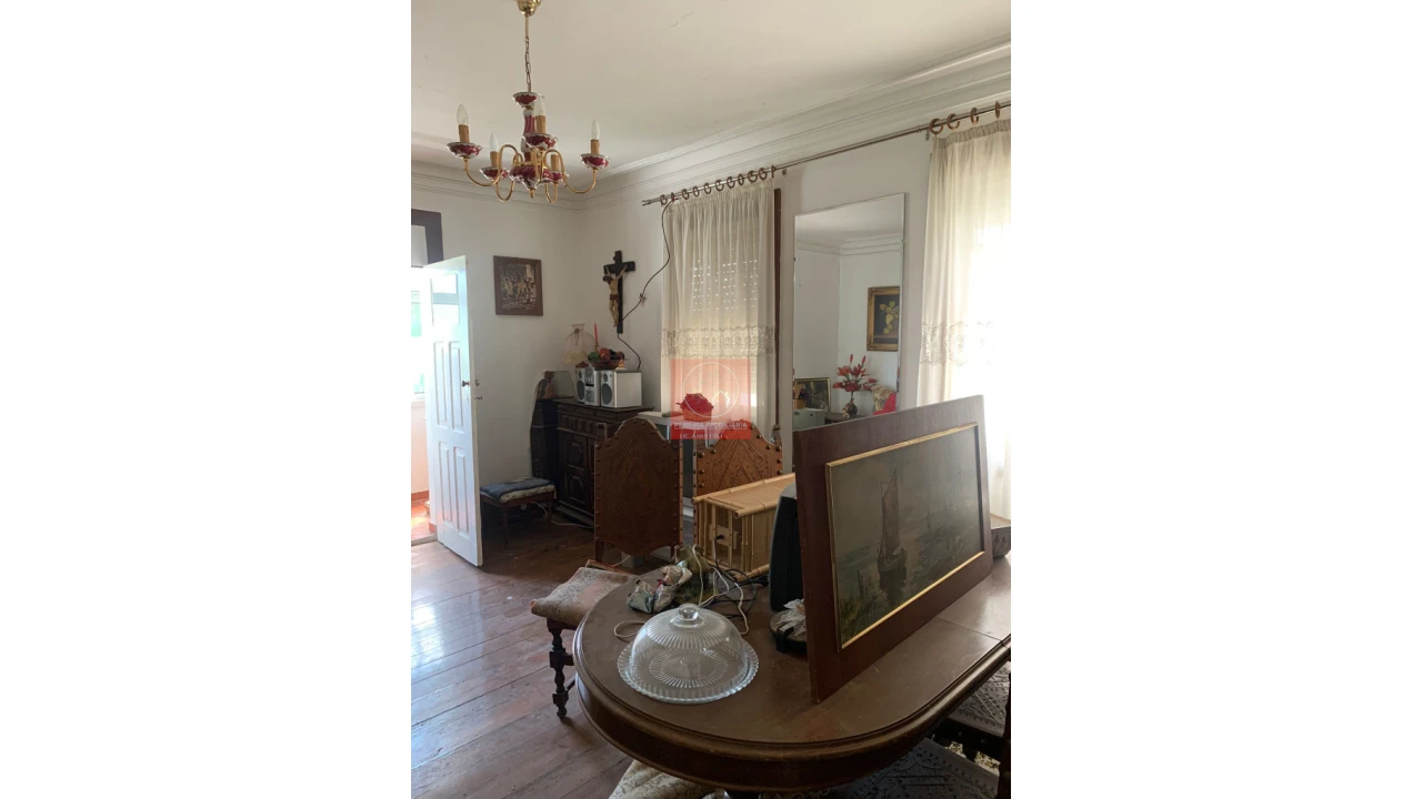 Moradia T5 para Venda em Peso da Régua e Godim Foto 16